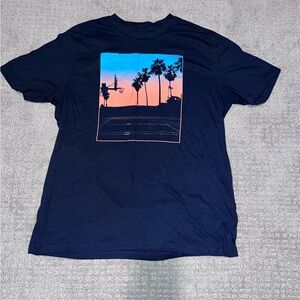 Basketball Graphic Shirt Size M